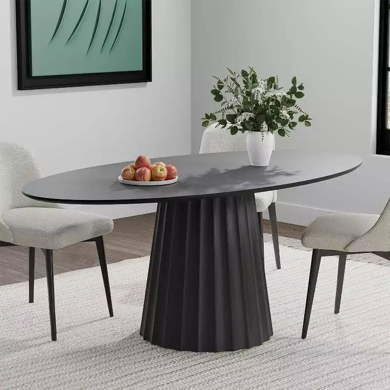 Table à manger ovale de style nordique de 67 pouces en bois massif, grande table ronde moderne et épurée pour la maison ou le restaurant, design de luxe discret