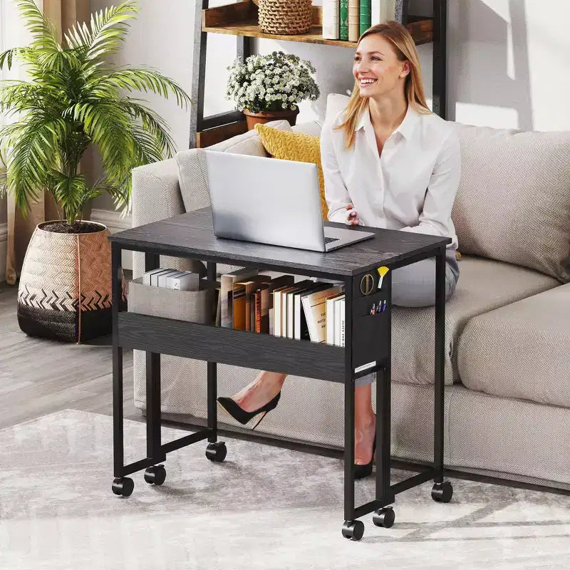 Petit bureau pliant, bureau d’ordinateur pliable de 31.5 avec sac de rangement, étagère et roulettes pour les petits espaces, le bureau à domicile, montage facile
