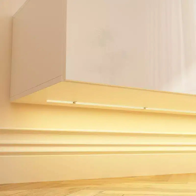 Wandmontierter TV-Schrank, moderne weiße Eleganz und funktionales Design für Ihren Unterhaltungsbereich