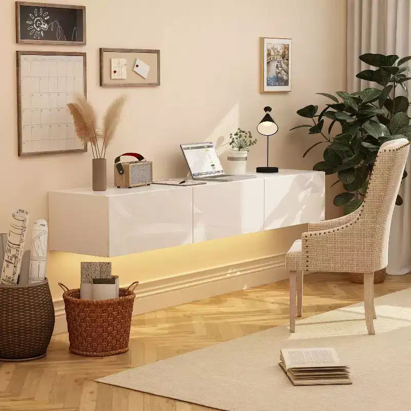 Wandmontierter TV-Schrank, moderne weiße Eleganz und funktionales Design für Ihren Unterhaltungsbereich
