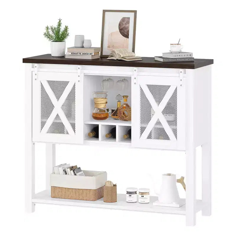 Aparador estilo granja con almacenamiento, mesa para café con puerta corrediza de metal y malla estilo granero, aparador de almacenamiento para cocina con estante inferior