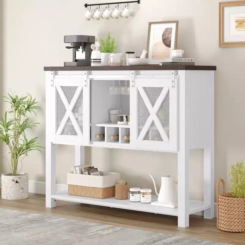 Aparador estilo granja con almacenamiento, mesa para café con puerta corrediza de metal y malla estilo granero, aparador de almacenamiento para cocina con estante inferior