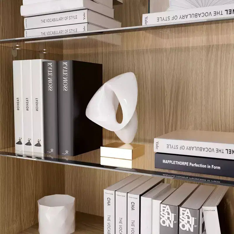 Armoire d’appoint en bois avec étagères réglables